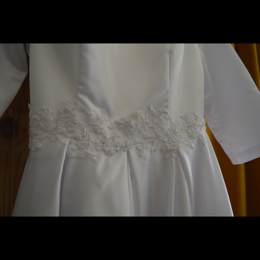 Wedding dress, white - Picture 3 of 5